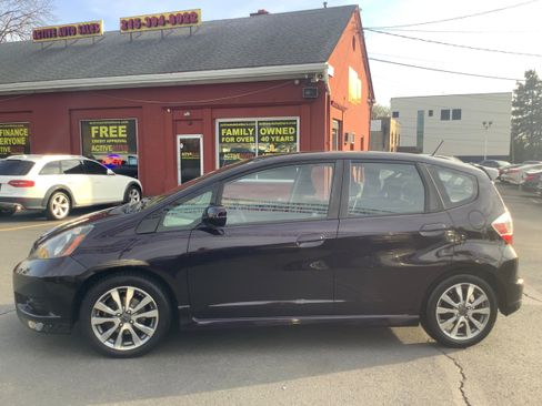 Used 2013 Honda Fit Sport image 5