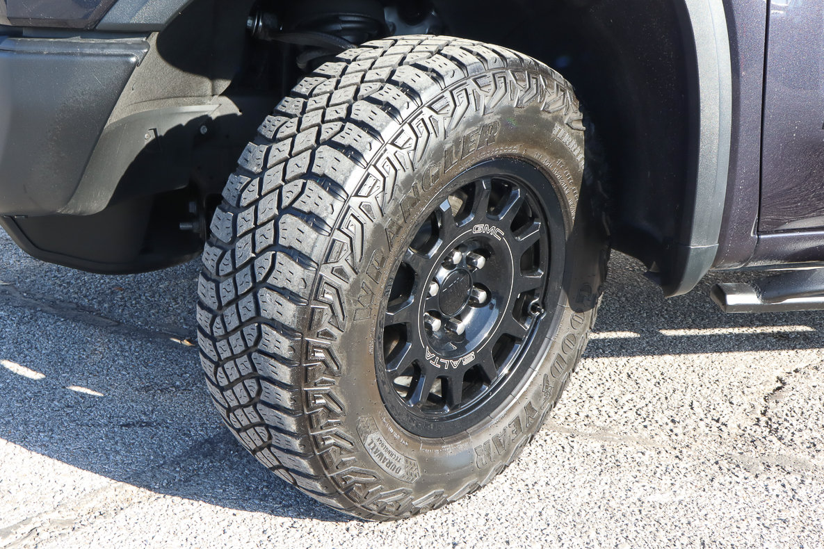 Used 2023 GMC Sierra 1500 AT4X w/ AT4X AEV Edition AWD/4WD image 22