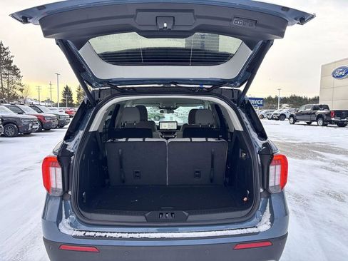 New 2026 Ford Explorer Active w/ Active Comfort Package image 15