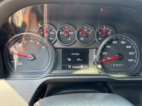 Used 2023 Chevrolet Silverado 1500 Custom Trail Boss w/ LPO, Dark Essentials Package AWD/4WD image 19