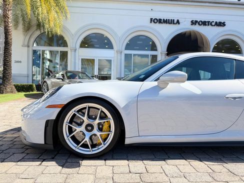 Used 2026 Porsche 911 GT3 RWD image 23