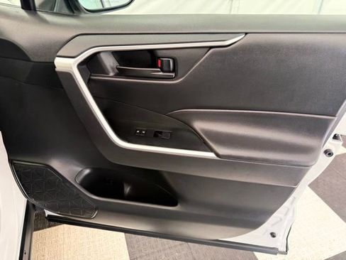 Used 2024 Toyota RAV4 LE image 20
