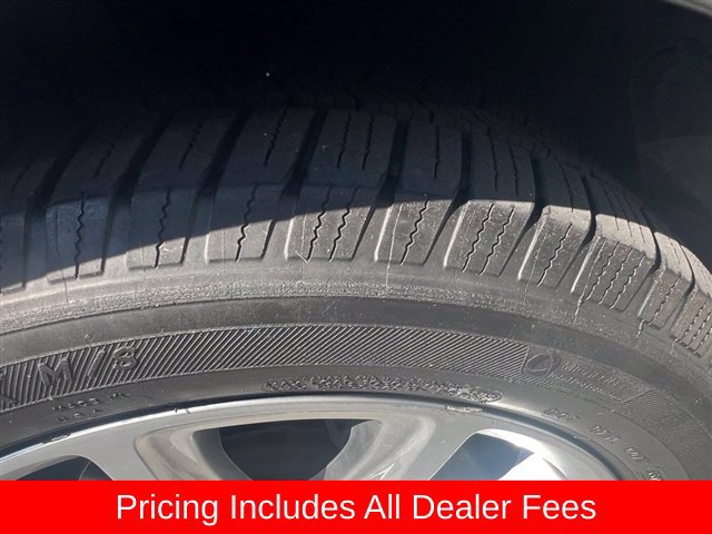 Used 2016 Ford Explorer Limited w/ Equipment Group 301A FWD image 6