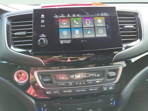 Used 2022 Honda Pilot Black Edition image 40