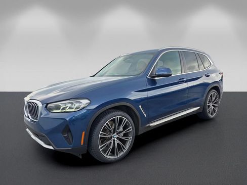 Certified 2024 BMW X3 sDrive30i w/ Convenience Package RWD image 8