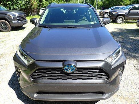 Certified 2019 Toyota RAV4 XLE w/ Convenience Package AWD/4WD image 8