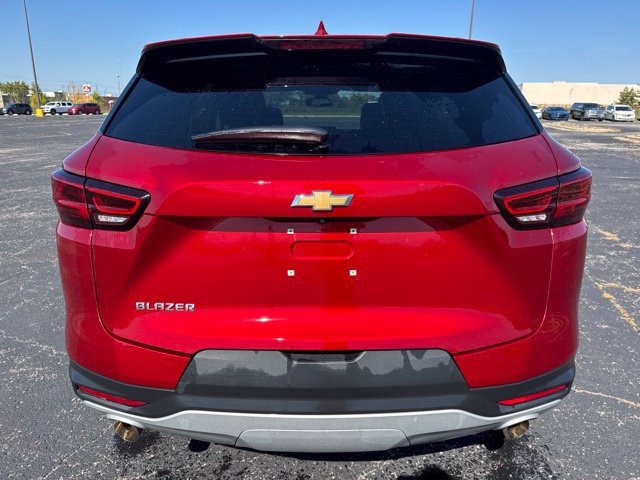 Used 2023 Chevrolet Blazer LT w/ Convenience Package FWD image 5