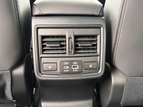 New 2026 Subaru Outback Limited AWD/4WD image 14