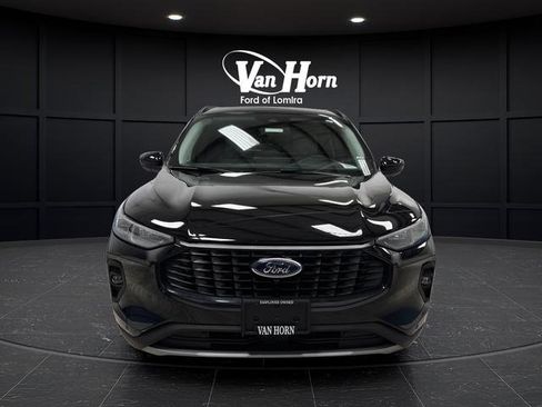 Used 2023 Ford Escape SE w/ PHEV Premium Package image 12