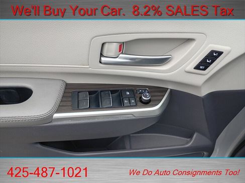 Used 2023 Toyota Sienna Limited AWD/4WD image 46