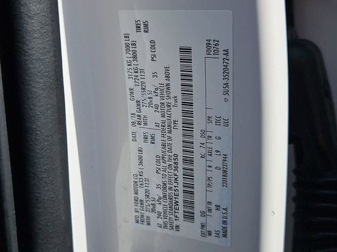 Used 2018 Ford F150 Lariat w/ Equipment Group 502A Luxury AWD/4WD image 38