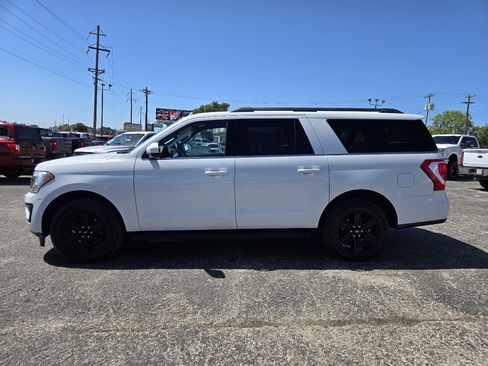 Used 2021 Ford Expedition Max XLT image 4