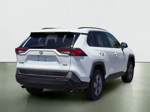Used 2024 Toyota RAV4 XLE FWD image 6