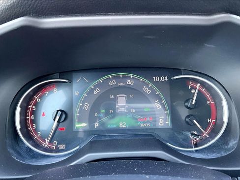 Used 2025 Toyota RAV4 XLE FWD image 48