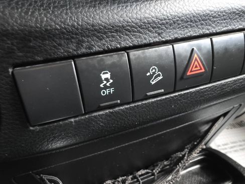 Used 2013 Jeep Wrangler Unlimited Sport AWD/4WD image 33