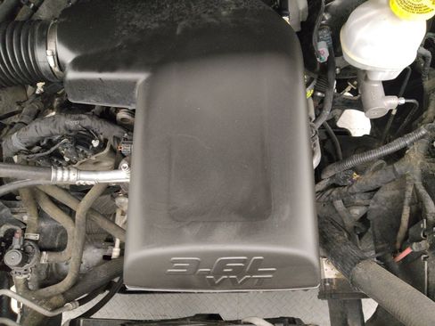 Used 2018 RAM 1500 Tradesman RWD image 30