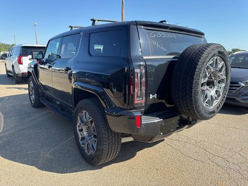 Used 2025 GMC Hummer EV 3X w/ LPO, Roof Cross Rail Package AWD/4WD image 2