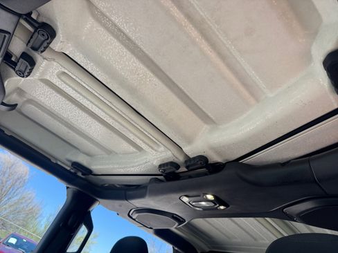 Used 2020 Jeep Gladiator Sport w/ Quick Order Package 24S AWD/4WD image 33