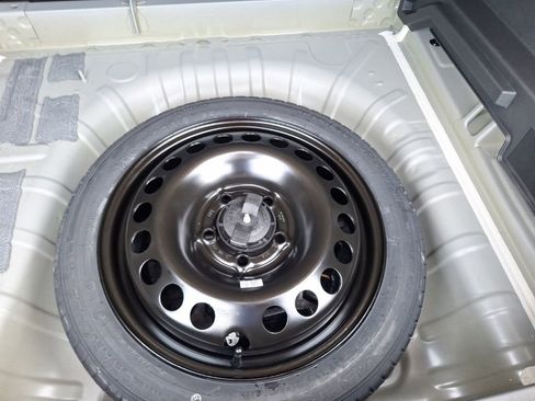 New 2026 Chevrolet Trax RS w/ Sunroof Package image 12