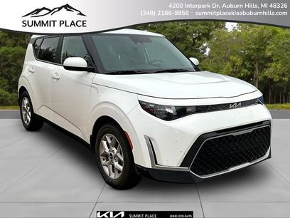 Certified 2023 Kia Soul LX w/ Option Group 015