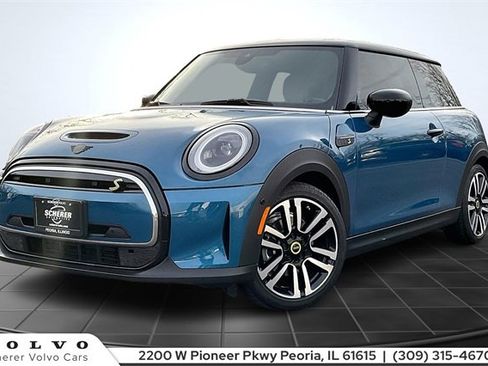 Used 2023 MINI Cooper SE image 1