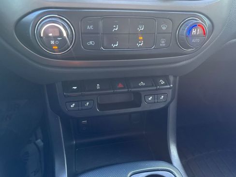 Used 2015 Chevrolet Colorado Z71 image 21