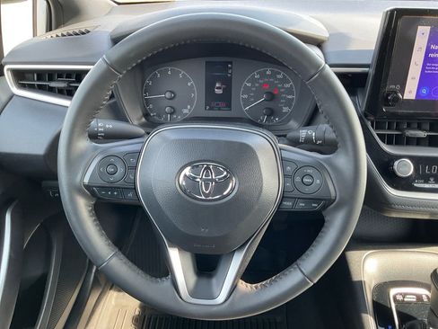 Used 2024 Toyota Corolla SE image 16
