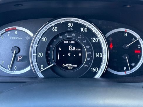 Certified 2017 Honda Accord Touring image 17