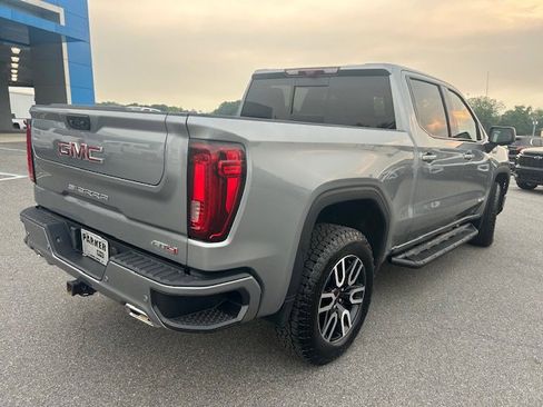 Used 2023 GMC Sierra 1500 AT4 w/ AT4 Premium Package AWD/4WD image 5
