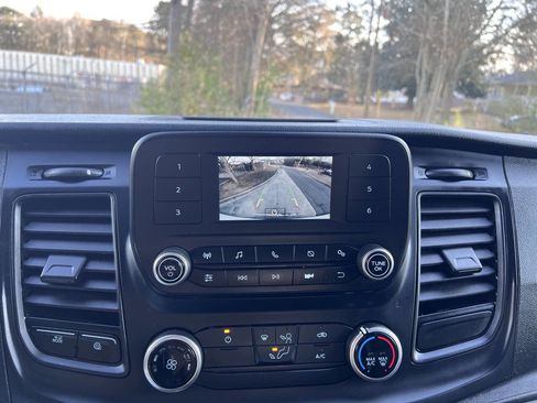 Used 2020 Ford Transit 250 Medium Roof w/ Load Area Protection Package image 17