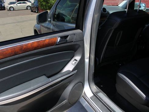 Used 2012 Mercedes-Benz GL 450 4MATIC image 14