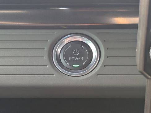 Used 2025 GMC Hummer EV 2X AWD/4WD image 33