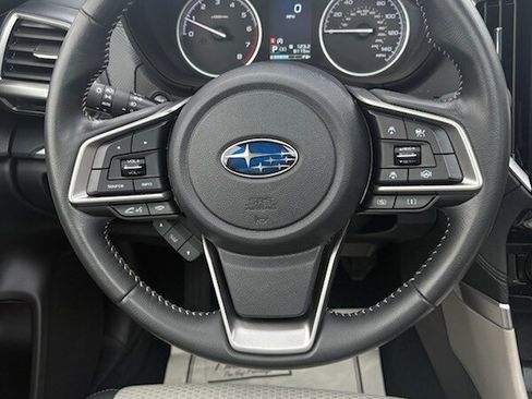 Used 2023 Subaru Forester Premium image 16