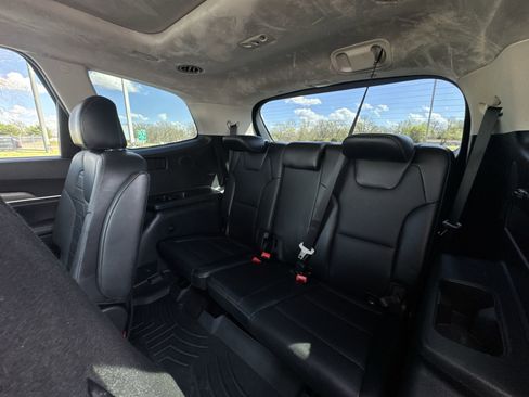 Used 2022 Kia Telluride SX w/ SX Prestige Package AWD/4WD image 24