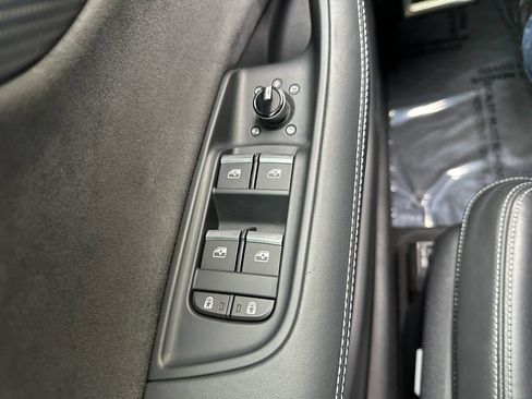 Used 2024 Audi SQ8 Prestige w/ Prestige Package AWD/4WD image 27