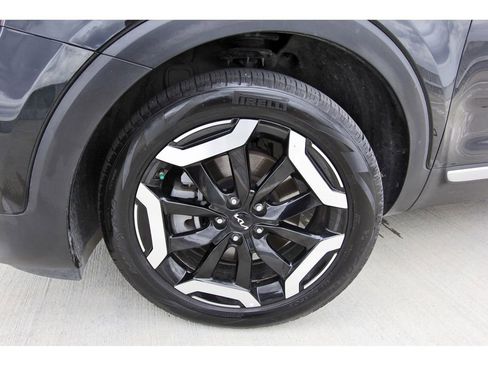 Used 2025 Kia Telluride S image 32