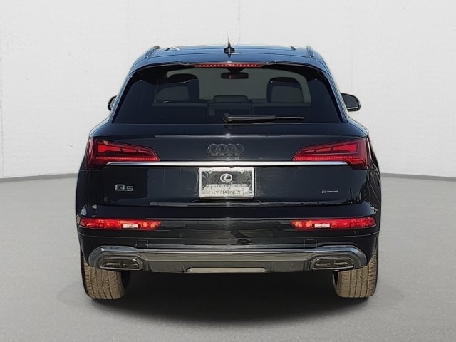 Used 2023 Audi Q5 2.0T Premium w/ Convenience Package AWD/4WD image 6