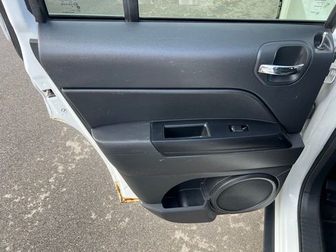 Used 2012 Jeep Patriot Latitude image 18