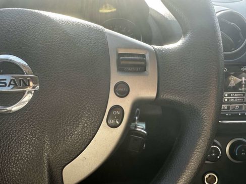 Used 2013 Nissan Rogue S image 28