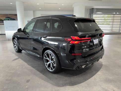 New 2026 BMW X5 xDrive50e image 5
