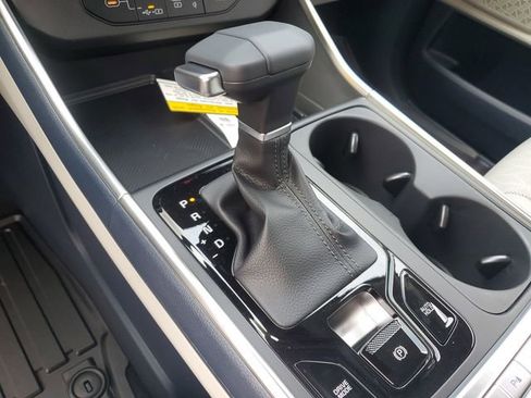 New 2026 Kia Carnival EX image 28