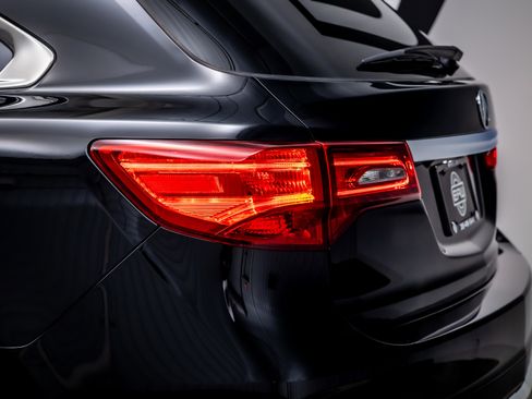 Used 2017 Acura MDX w/Advance/Entertainment Pkg image 12