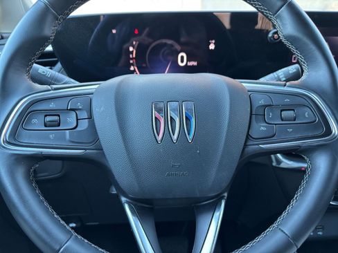 Used 2025 Buick Encore GX Preferred image 27