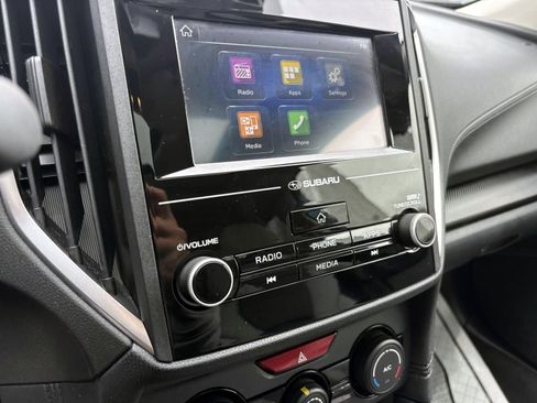 Used 2018 Subaru Crosstrek 2.0i Premium image 22