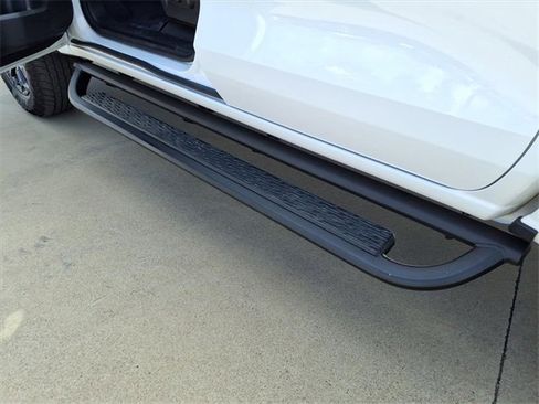 Used 2024 GMC Canyon Elevation w/ Elevation Premium Package image 21