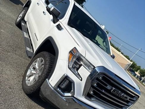 Used 2019 GMC Sierra 1500 SLT w/ SLT Premium Plus Package AWD/4WD image 3