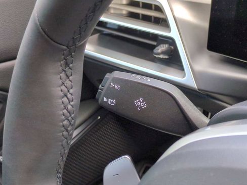 New 2025 BMW 330i xDrive Sedan w/ M Sport Package image 29