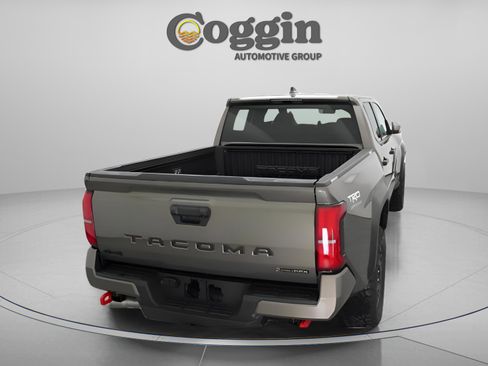 New 2025 Toyota Tacoma TRD Off-Road image 17