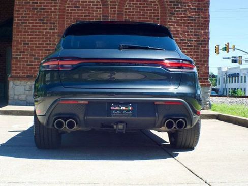 Used 2023 Porsche Macan AWD/4WD image 6