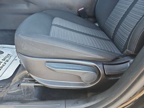 Used 2022 Kia Sorento LX FWD image 19